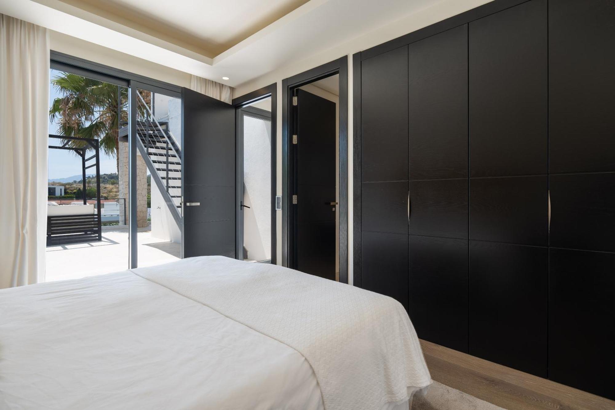 Eva Olivos Nueva Andalucia Villa Marbella